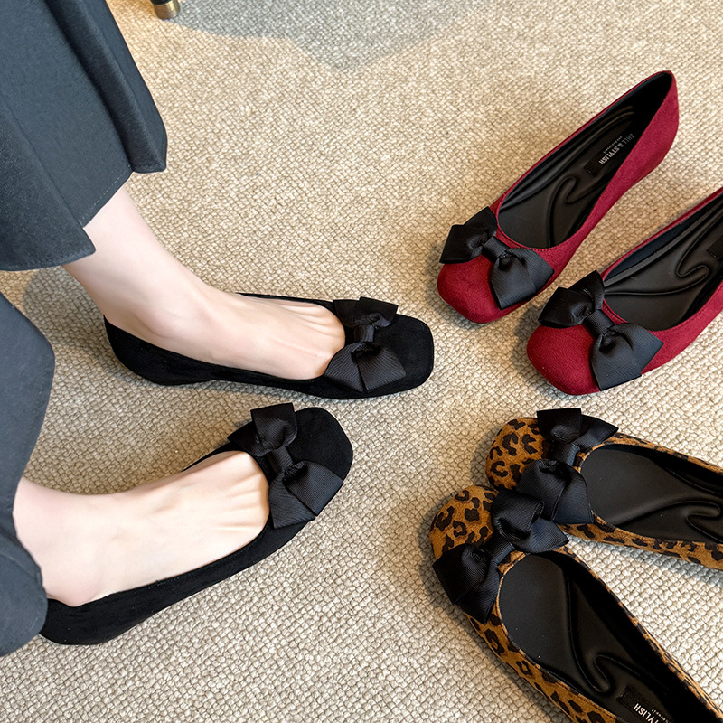 Mehrfarbige Wildleder-Ballerin – Women Formal Wear With Shoes Bewertung und Preis
